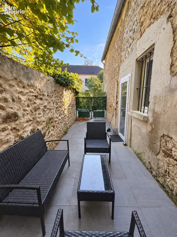 Triplex 3 pieces aux allures de maison de ville - - vert-le-grand - photo 1