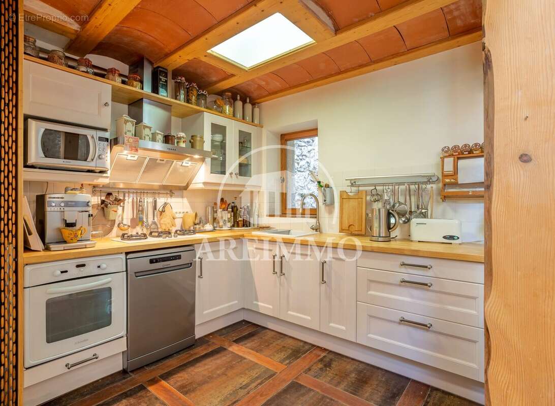 Maison 115 m² à Saint-Martin-De-Londres  - photo 5