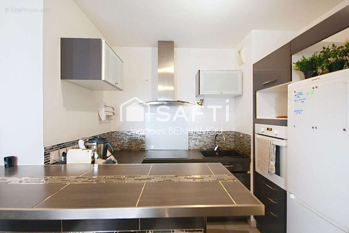 Photo 2 - Appartement à MARSEILLE-10E