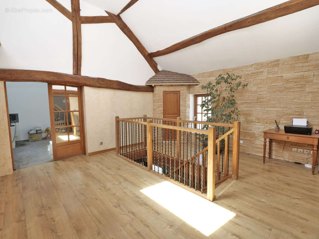 Maison à SIVRY-COURTRY