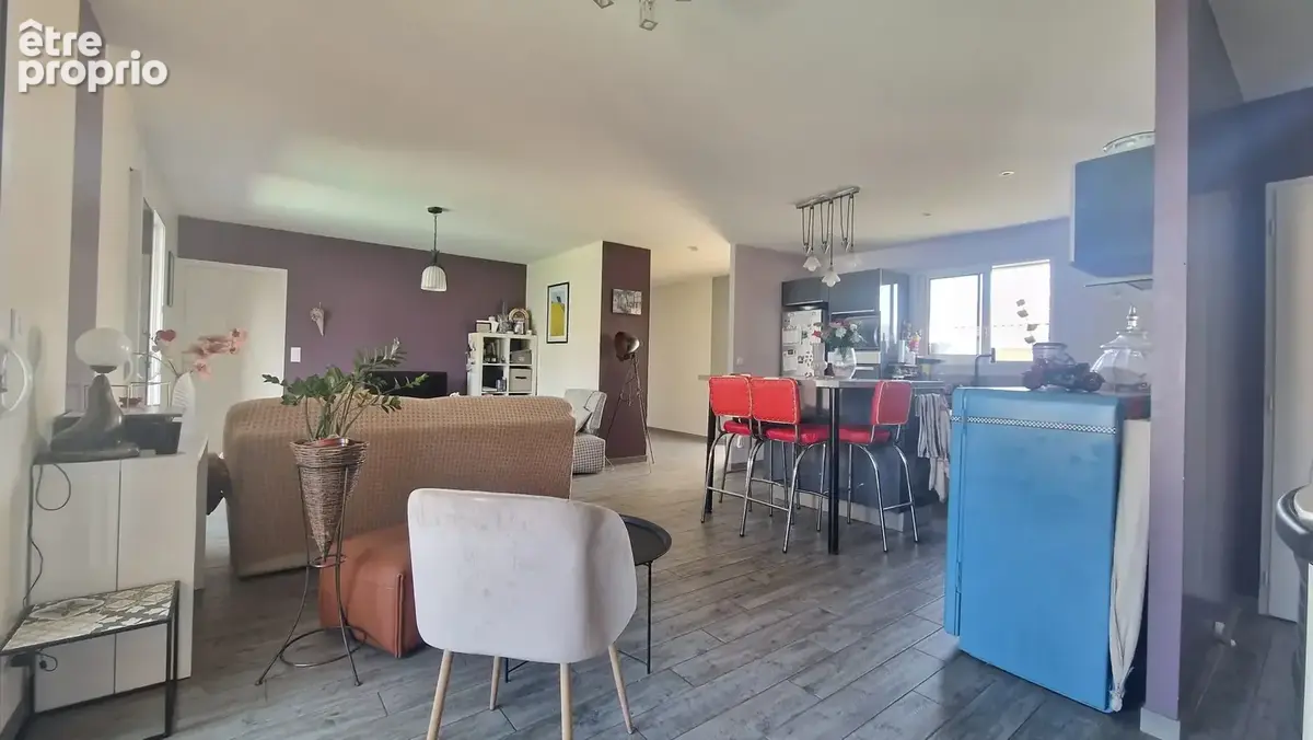 Maison 5 pièces 112 m² à vendre à Vouille (79230) - photo 3