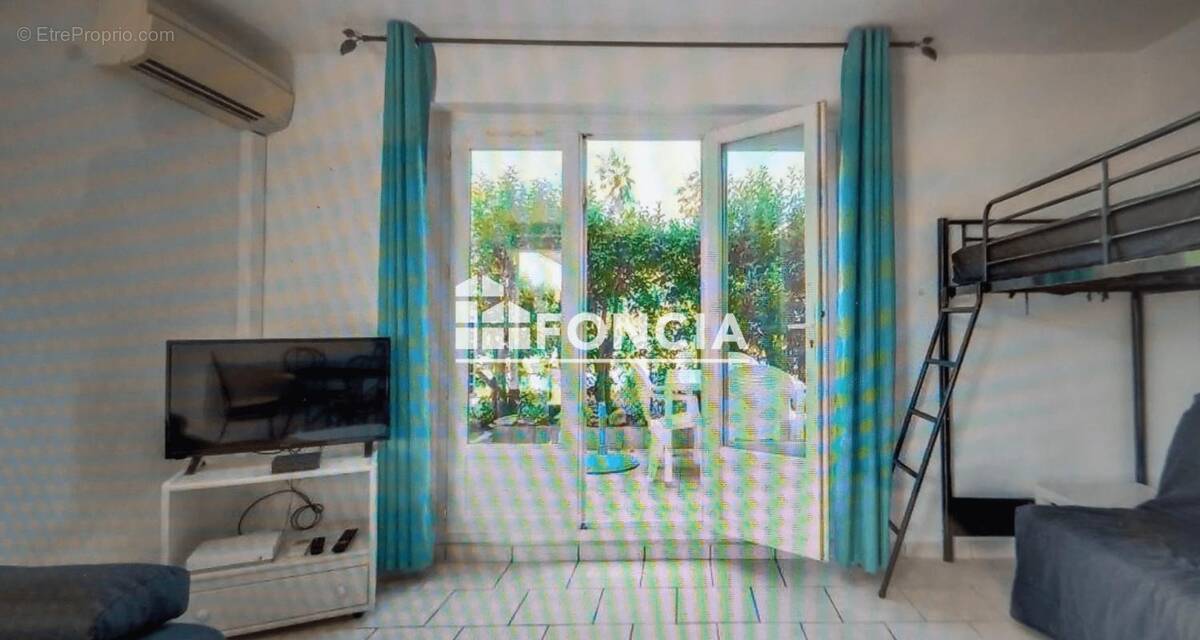 Appartement à SAINT-RAPHAEL