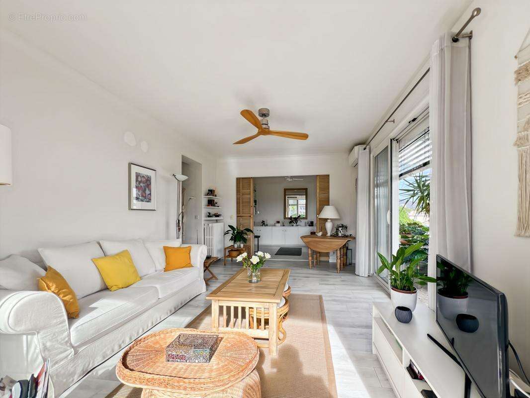 Appartement à SAINT-RAPHAEL