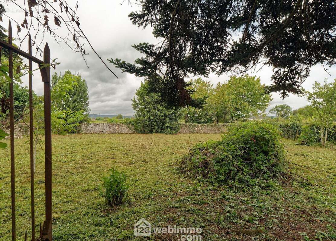 Maison à ARROS-DE-NAY