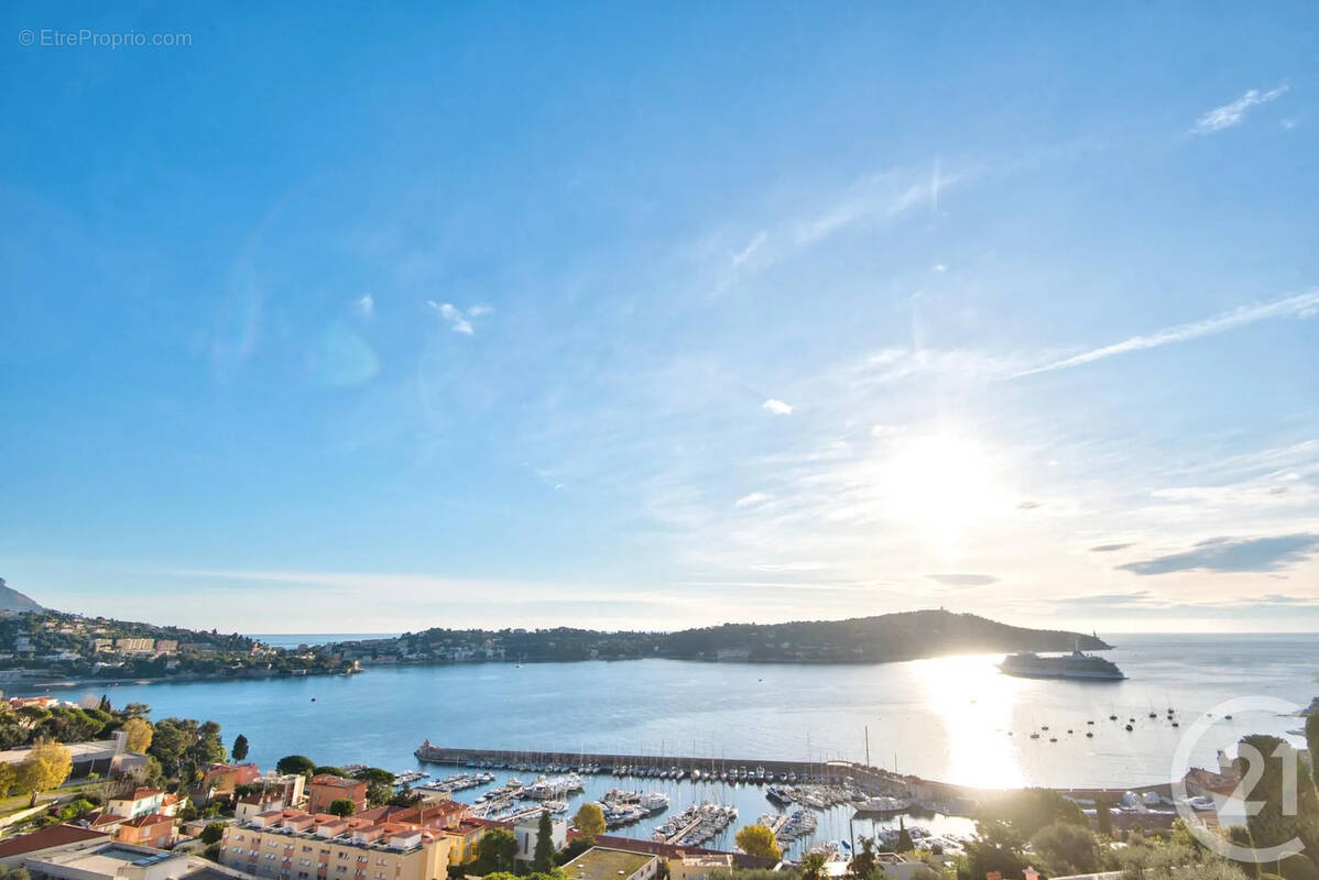 Appartement à VILLEFRANCHE-SUR-MER