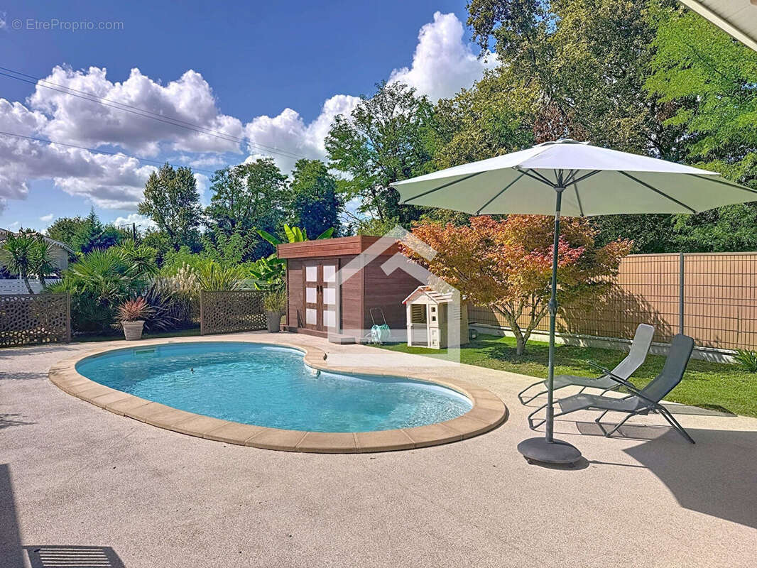 Maison à LE HAILLAN