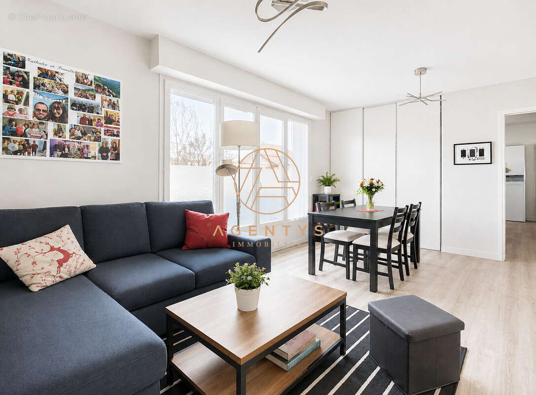 Appartement à SAINT-MAUR-DES-FOSSES