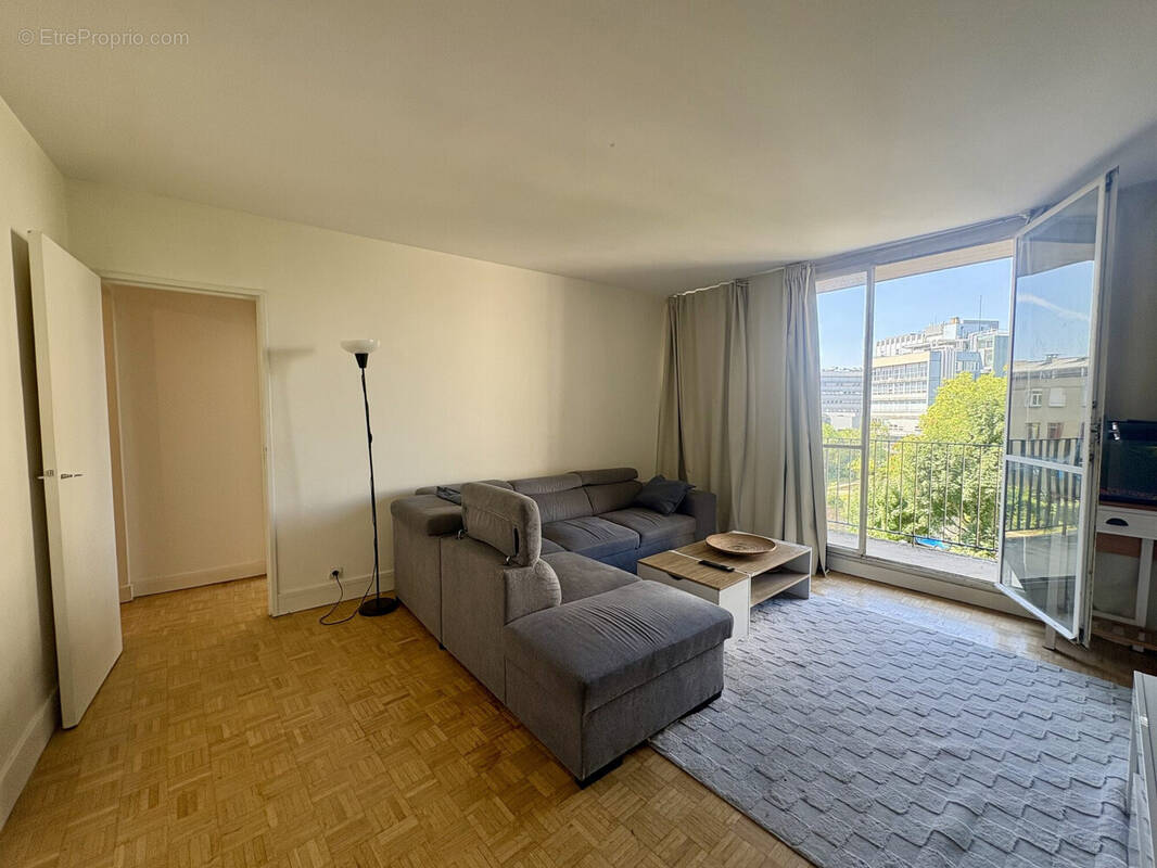 Appartement à PARIS-12E