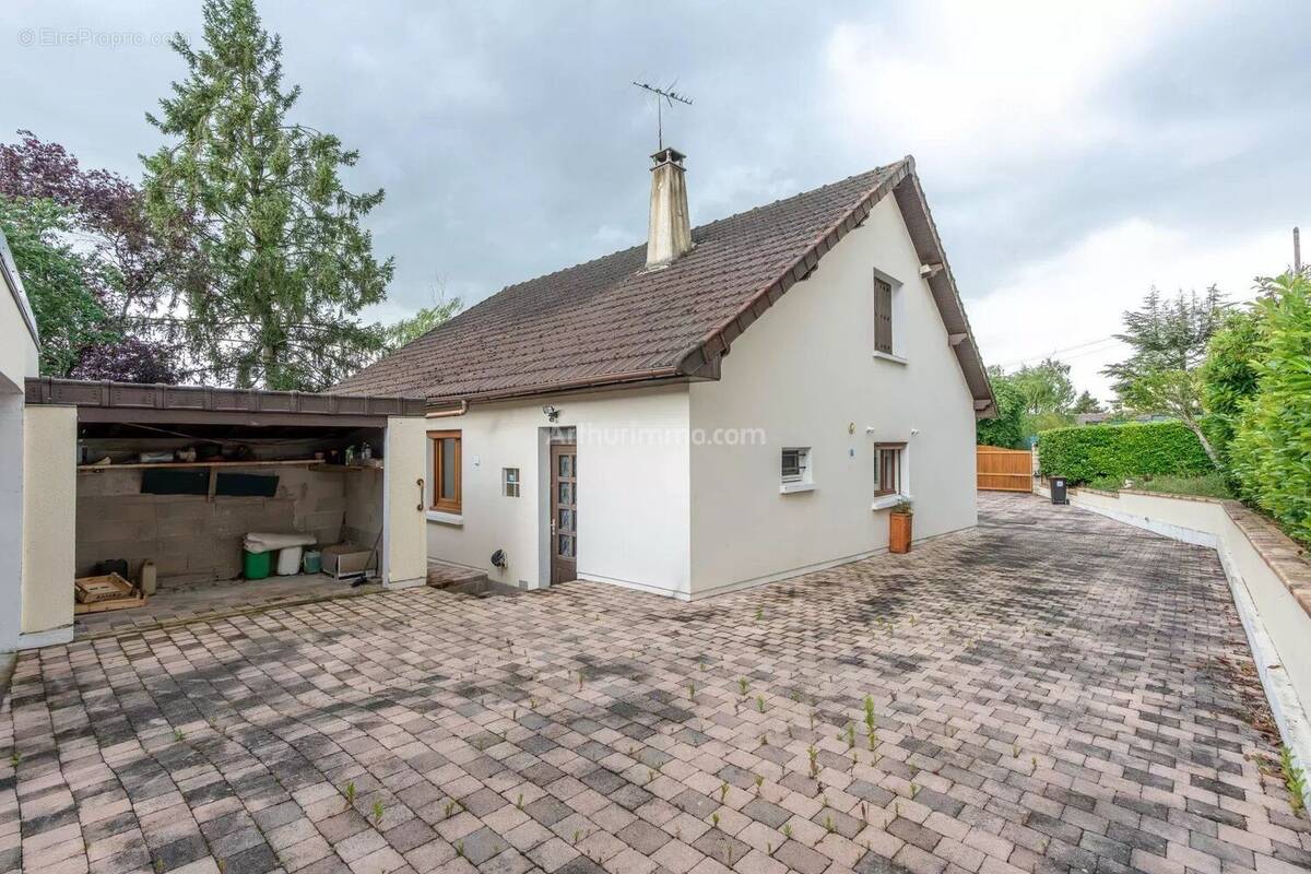 Maison à DAMPMART
