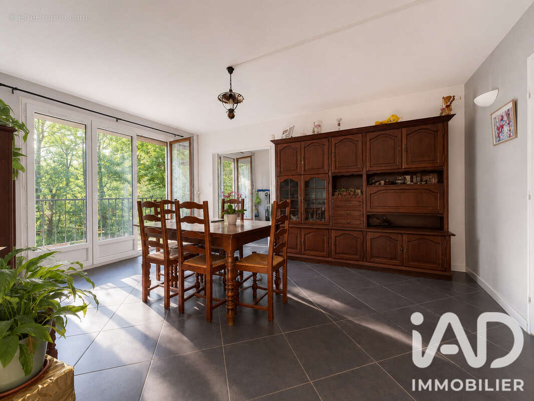 Photo 2 - Appartement à NUITS-SAINT-GEORGES
