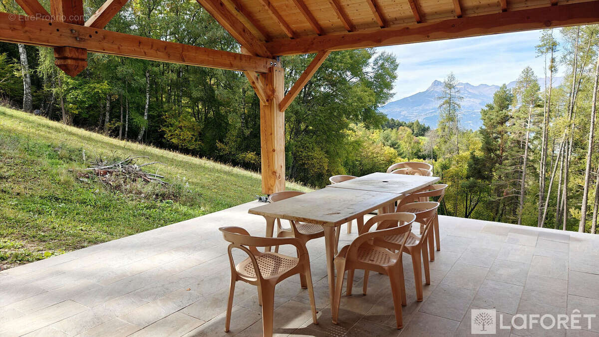 Maison à SAINT-SAUVEUR