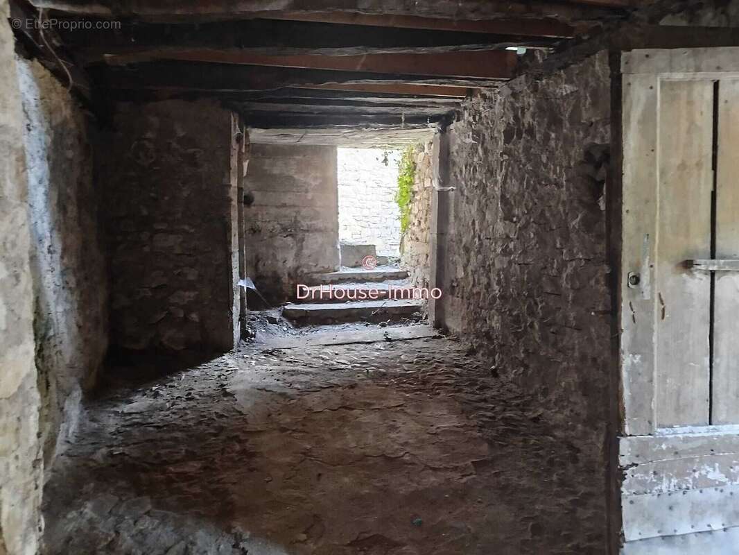 Maison 45 m² à Terrasson-Lavilledieu  - photo 6