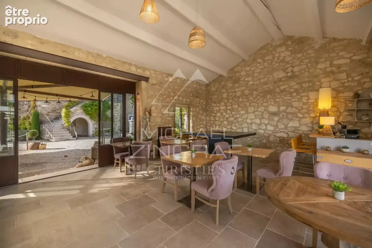 Oppède – Mas provençal de caractère avec gîtes, chambres d'hôtes et vues sur le Luberon - photo 5