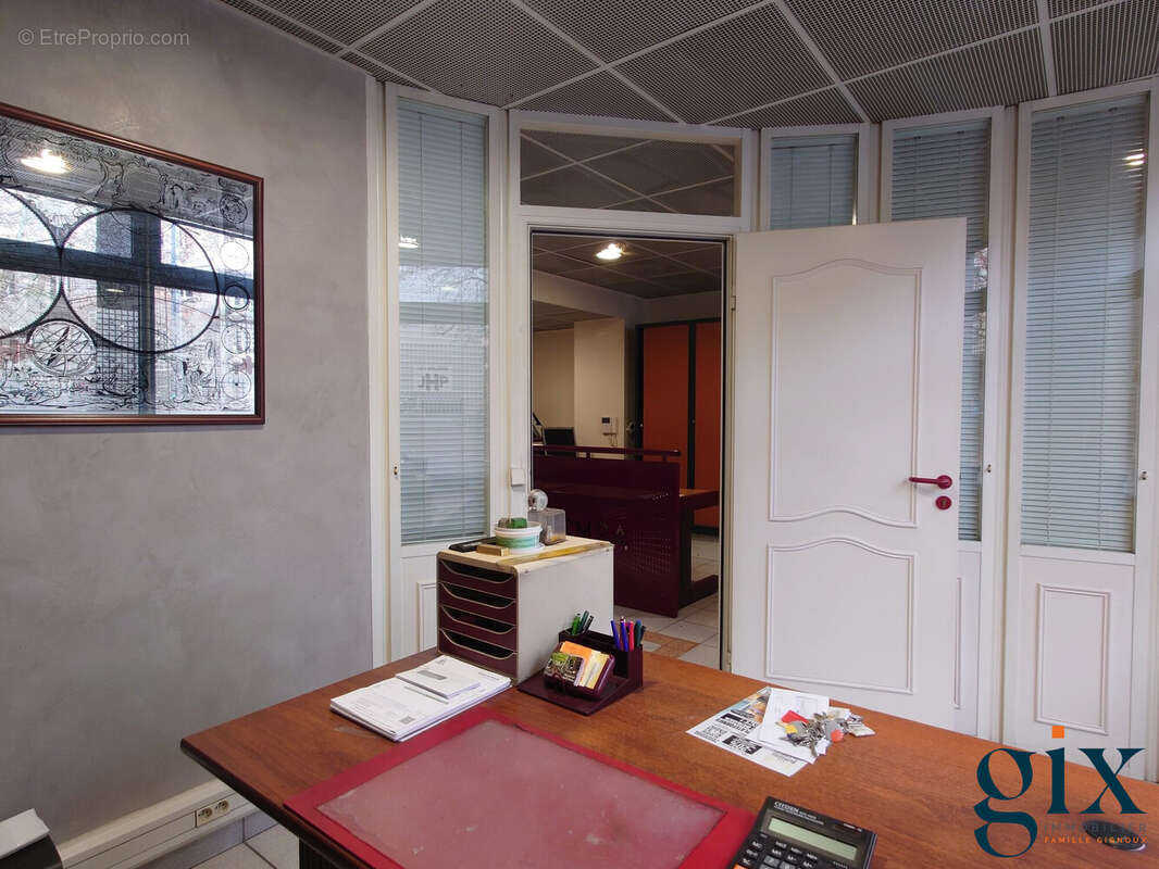 Commerce à GRENOBLE