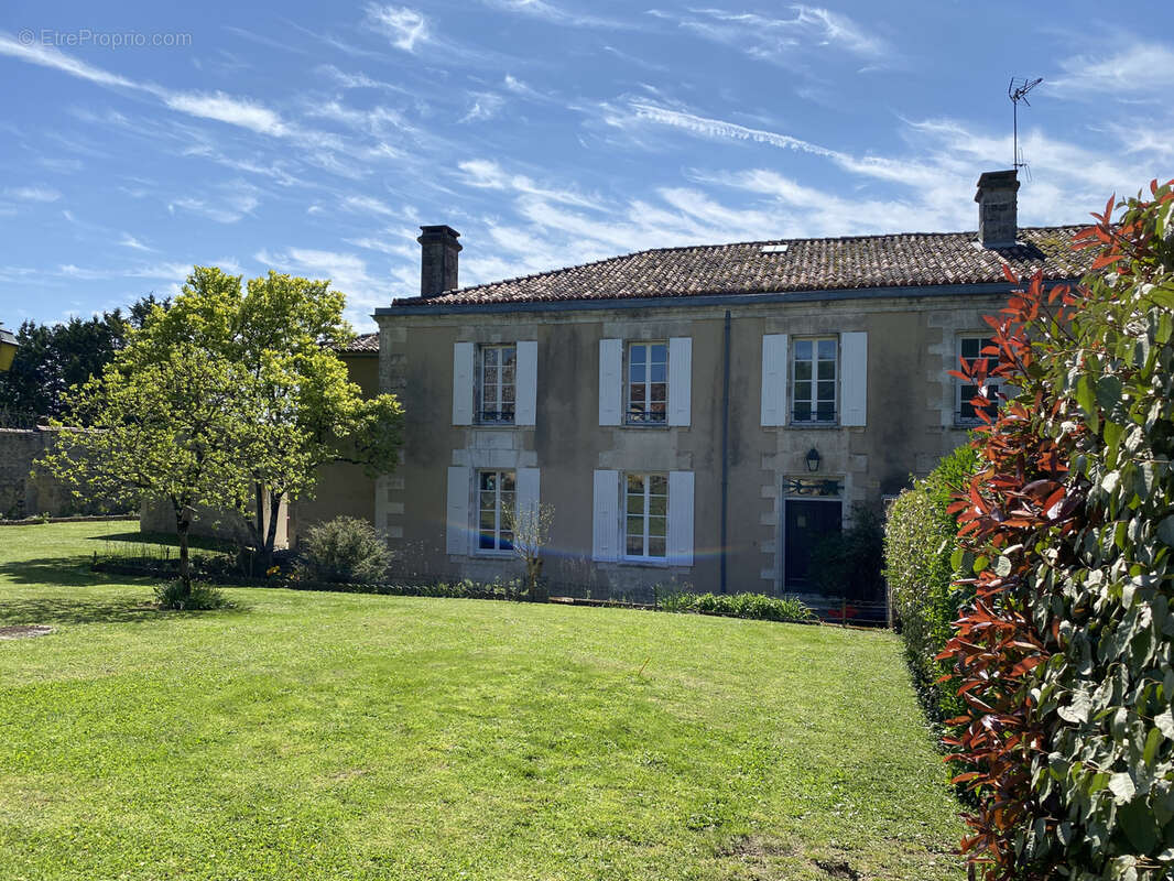 Maison à ANAIS