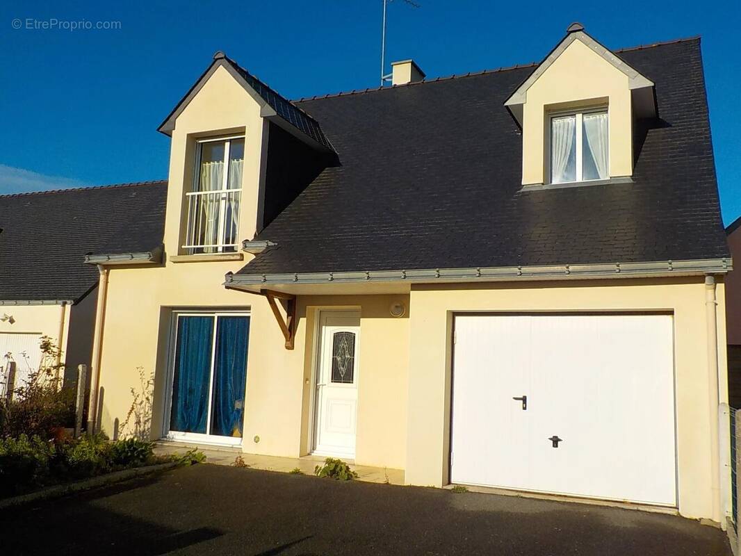 Maison à LA TURBALLE