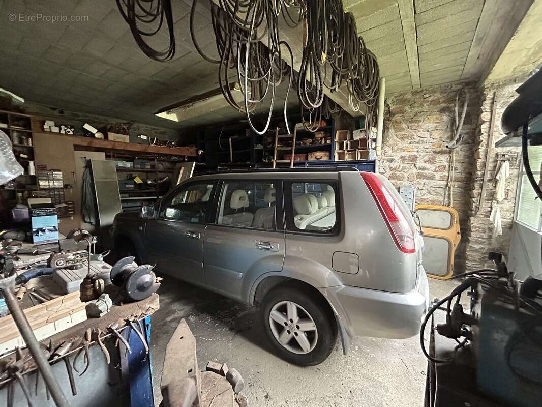 Maison à L&#039;ESTRECHURE