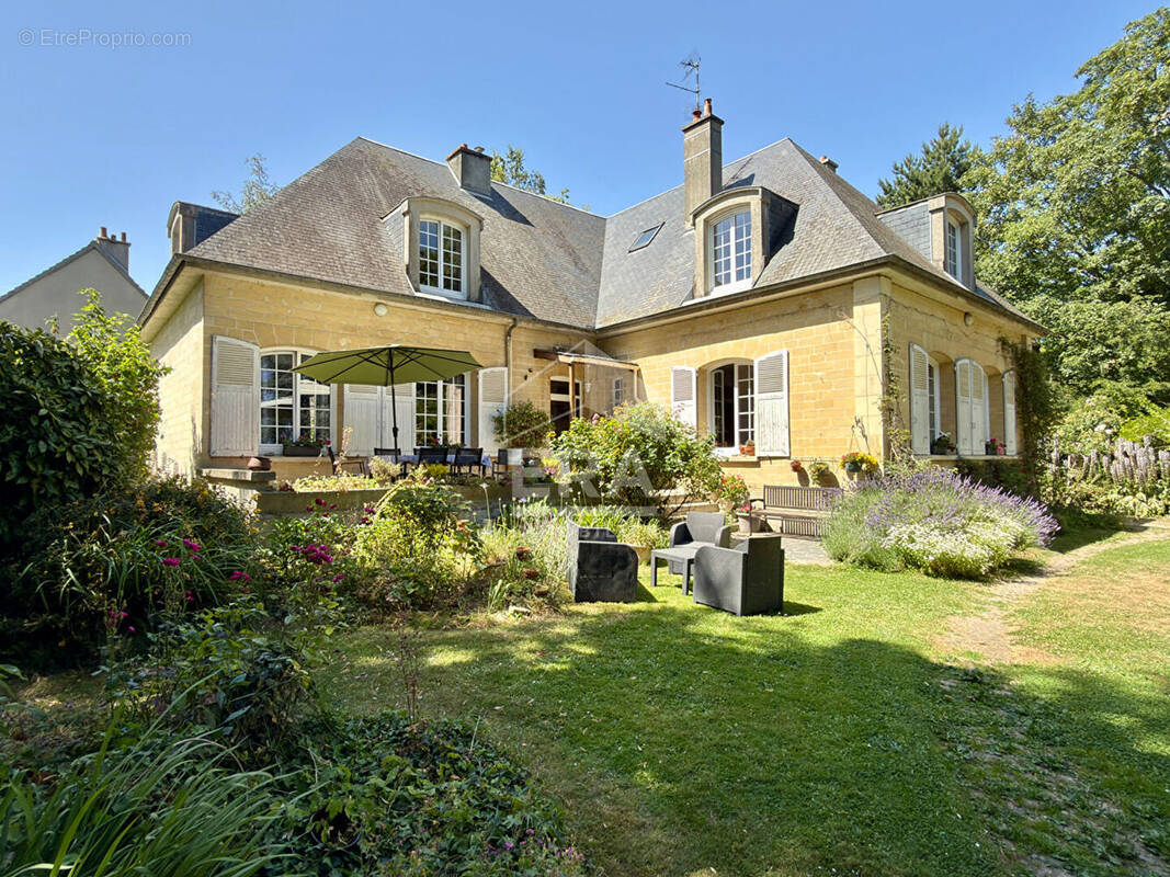 Maison 235m² à caen - photo 1