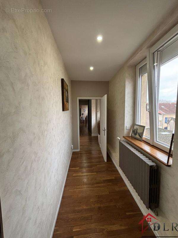 Appartement à MARLY