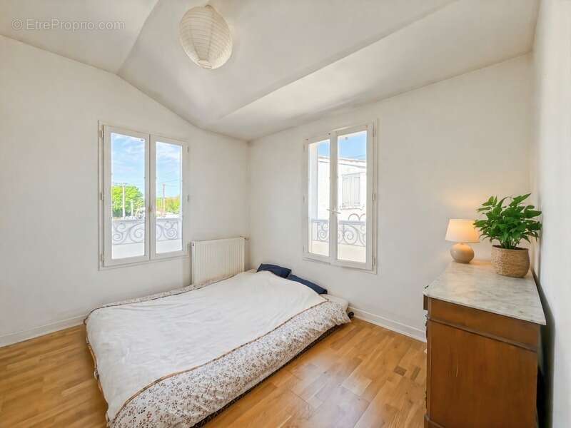 Appartement à SALLES-SUR-MER