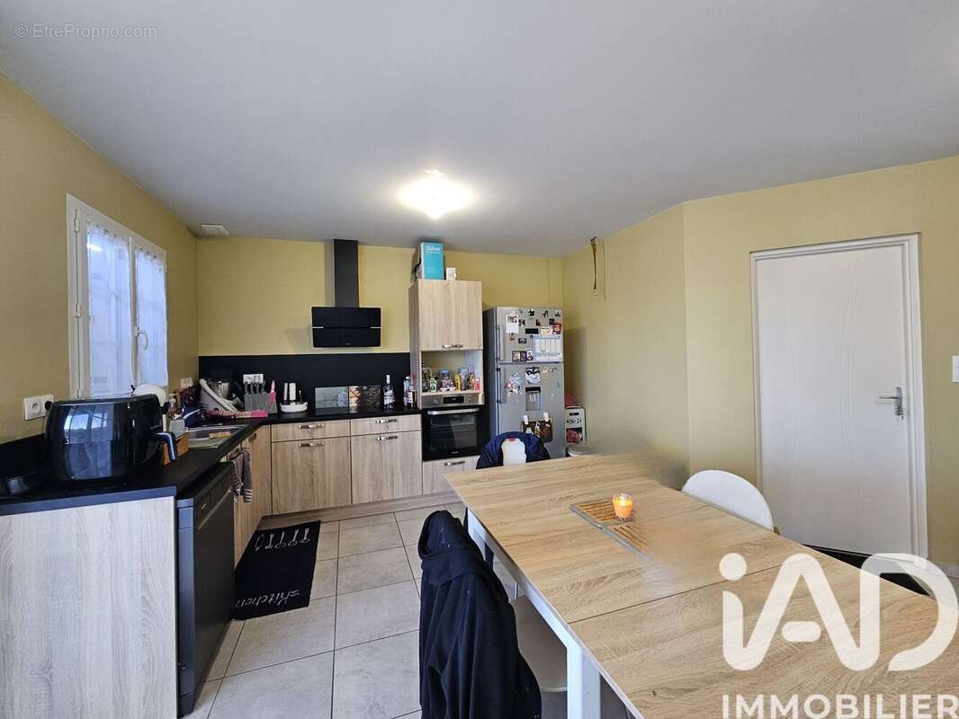 Photo 5 - Maison à CHAMPNIERS