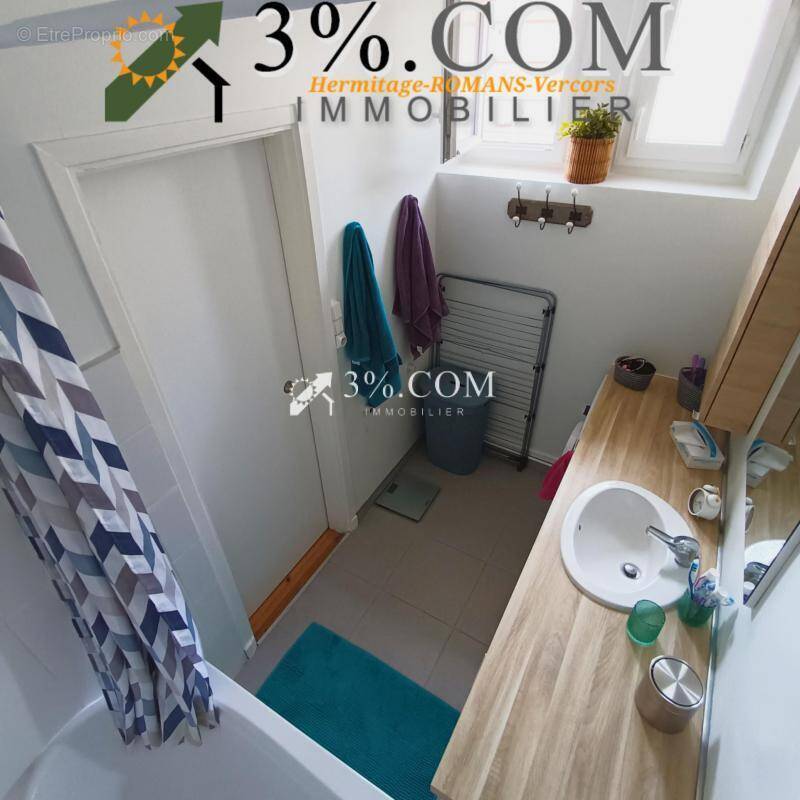 Appartement à BOURG-DE-PEAGE