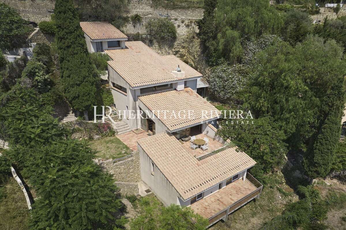 Maison à ROQUEBRUNE-CAP-MARTIN