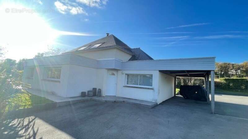 Maison à MUR-DE-BRETAGNE