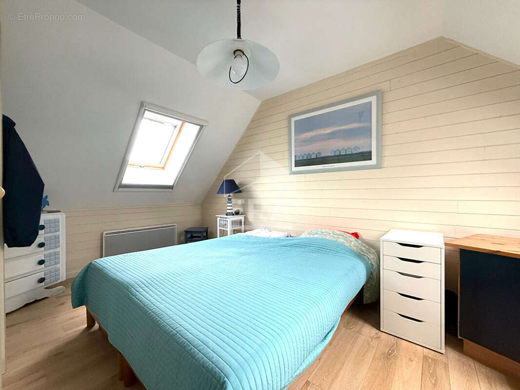 Maison à AIX-EN-ISSART