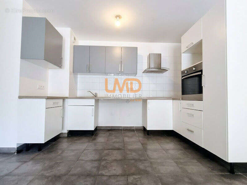 T3 terrasse 34 m², parking, tram à pied – 1er achat / invest - photo 7