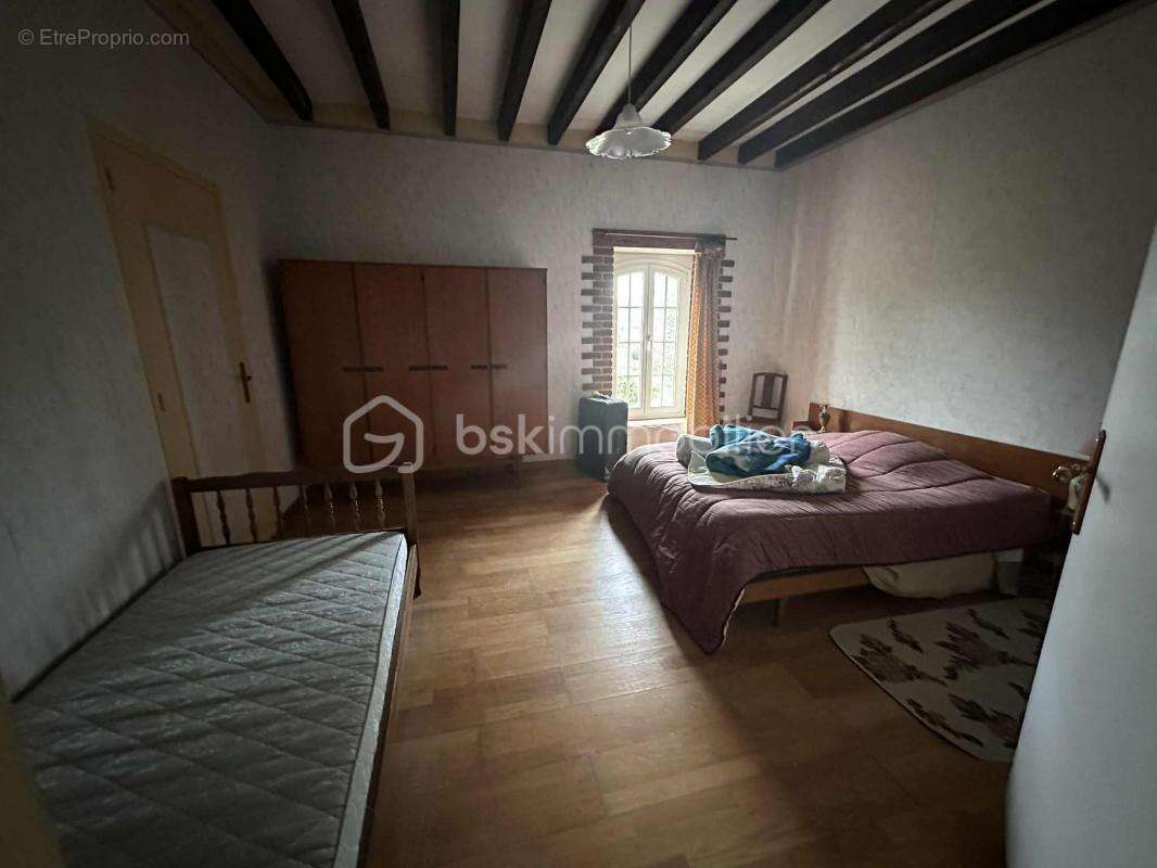 Maison à CHESSY-LES-PRES