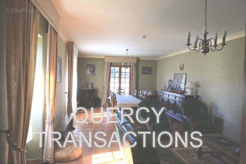 séjour 2 - Maison à ARCAMBAL