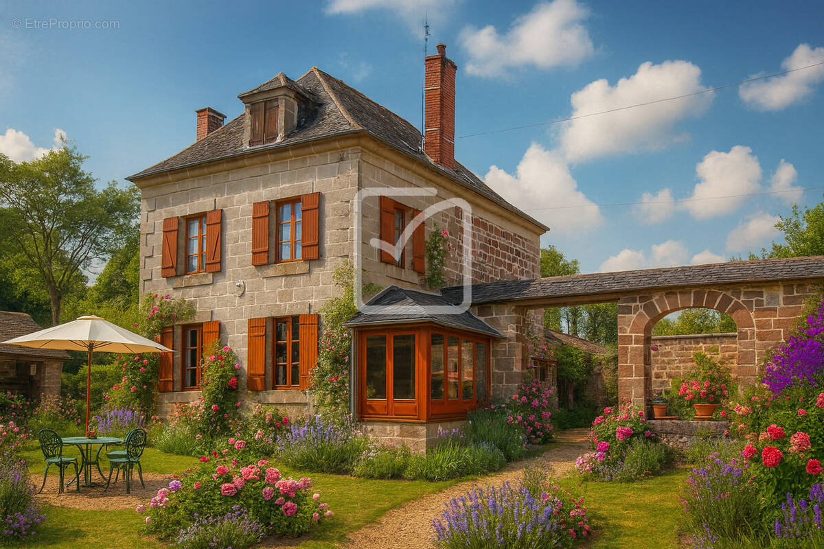 Maison à OBJAT