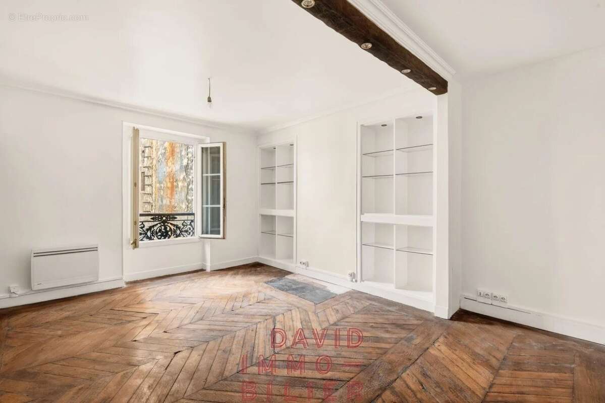 Appartement à PARIS-9E