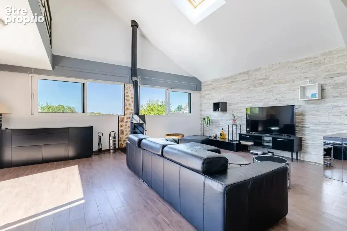 Maison de 7 pièces de 175 m² à Valenton - photo 3