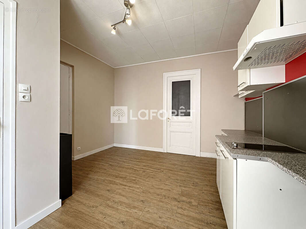 Appartement à SAINT-ETIENNE