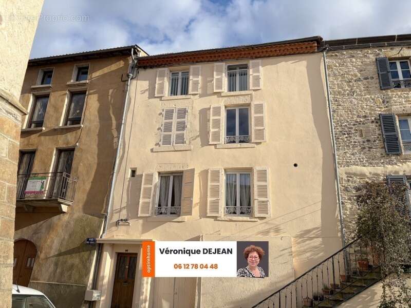 Maison 102 m²–Les Martres-de-Veyre (63)-4 chambres-3 chambres, bureau–155 000 € - photo 13
