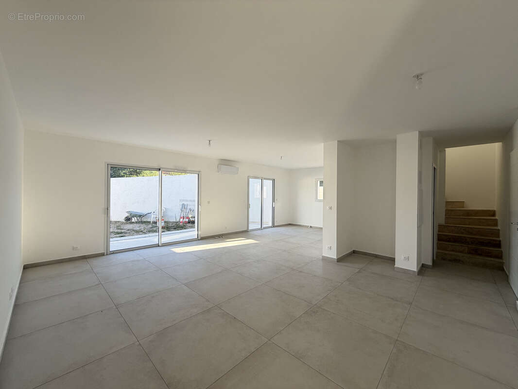 Maison à BRUE-AURIAC