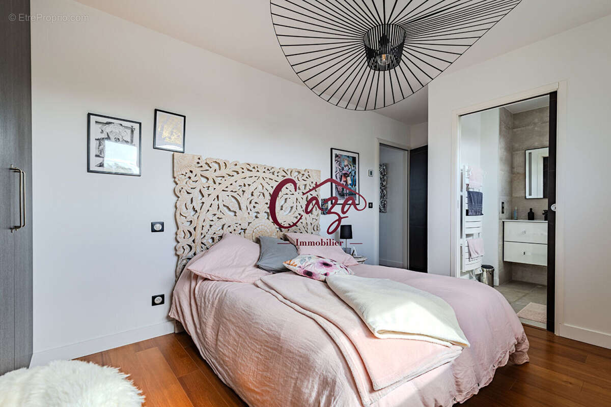 Maison à CARBON-BLANC