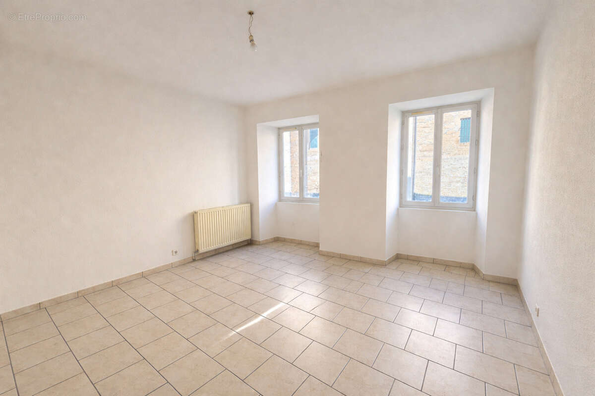 Appartement à AUBENAS