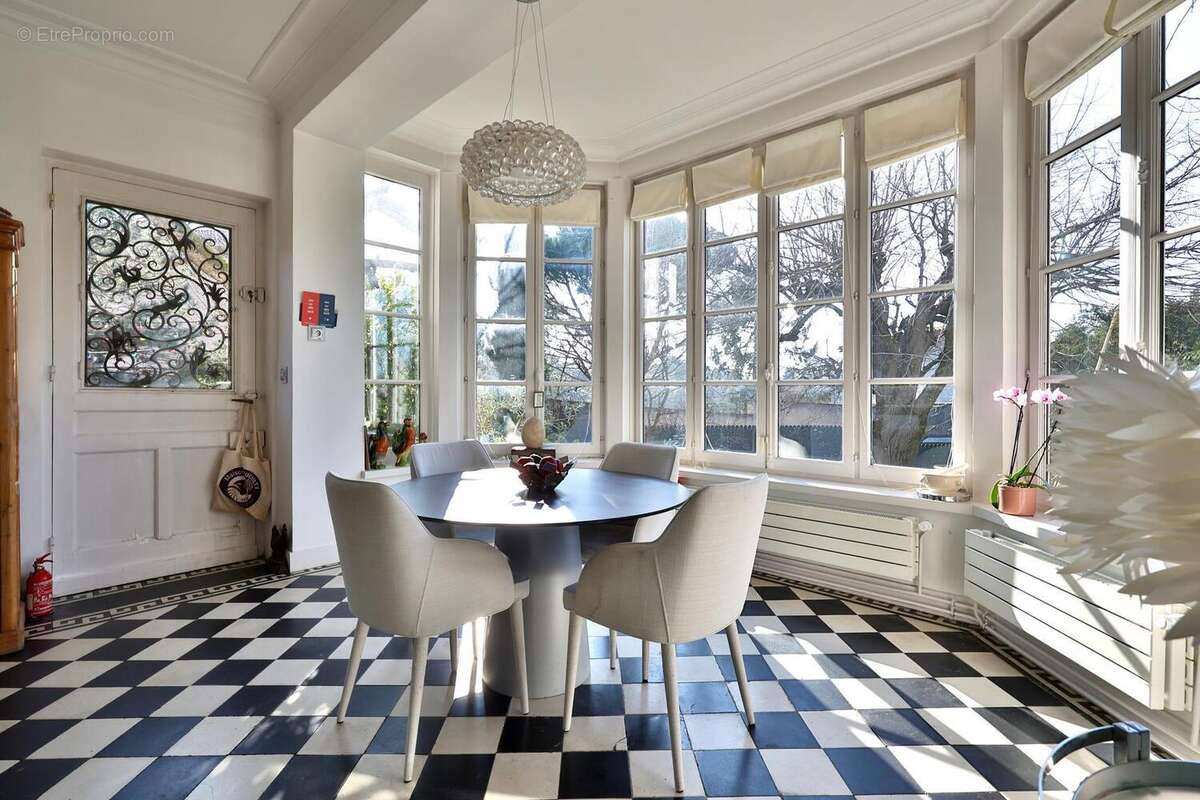 Photo 5 - Maison à FONTAINES-SUR-SAONE