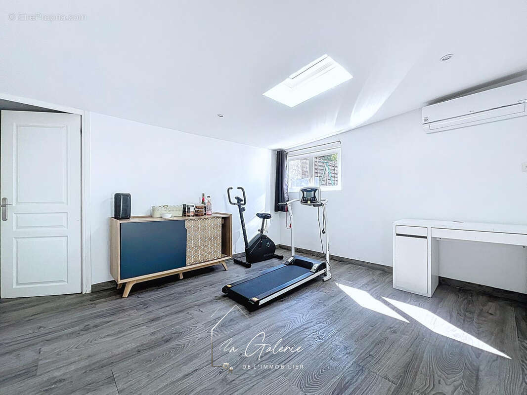 Maison à ECHIROLLES