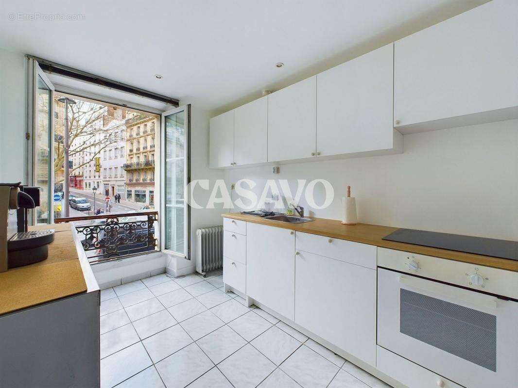 Appartement à PARIS-18E