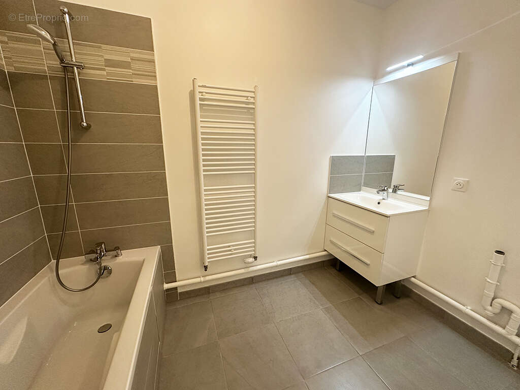 Appartement à SAINT-CYR-L'ECOLE