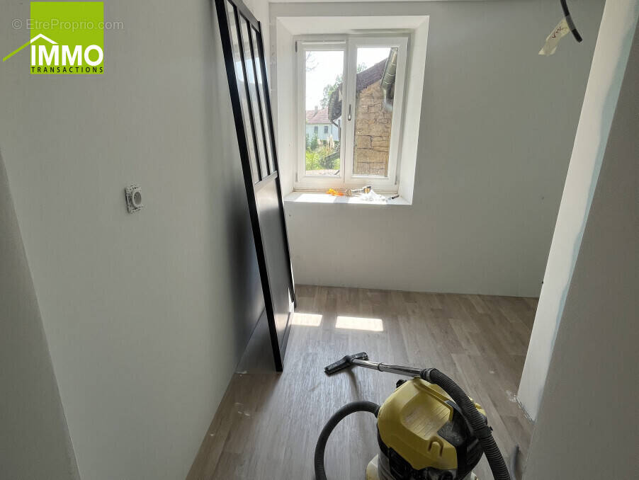 Appartement à LONS-LE-SAUNIER