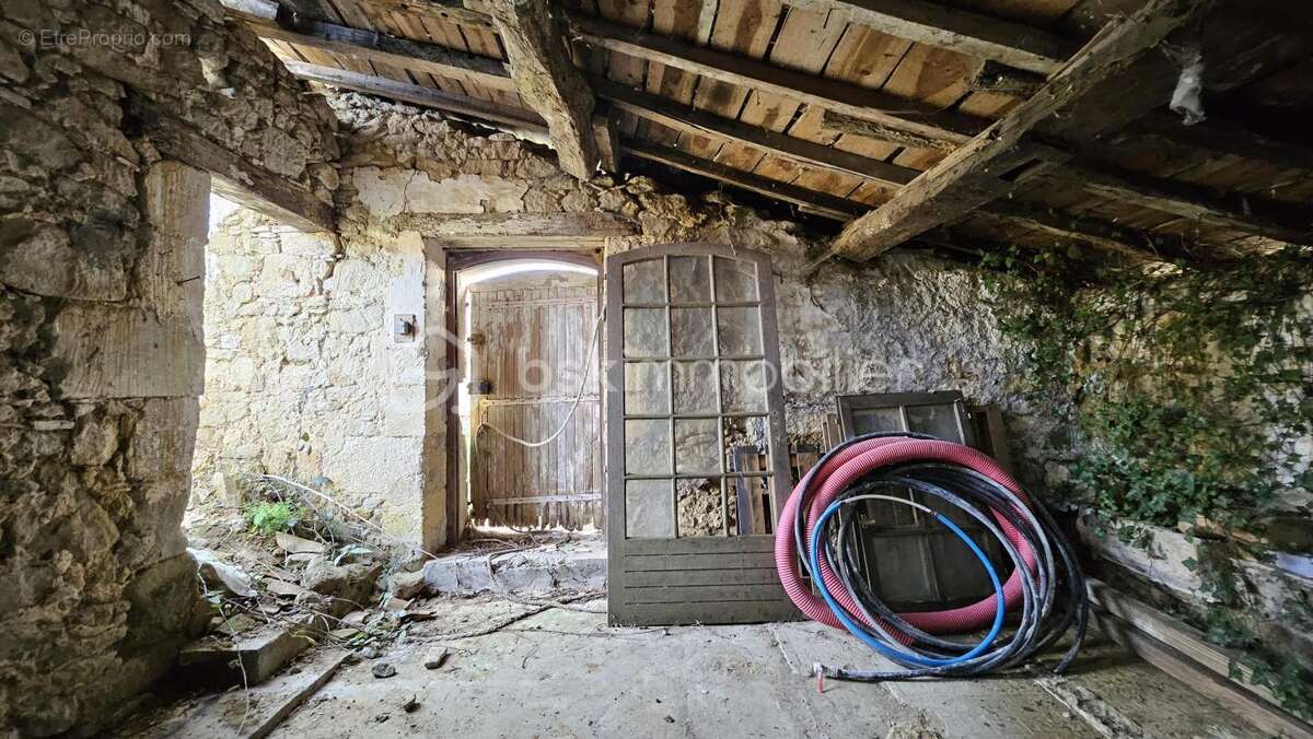 Maison à SAINT-MARTIN-DU-BOIS