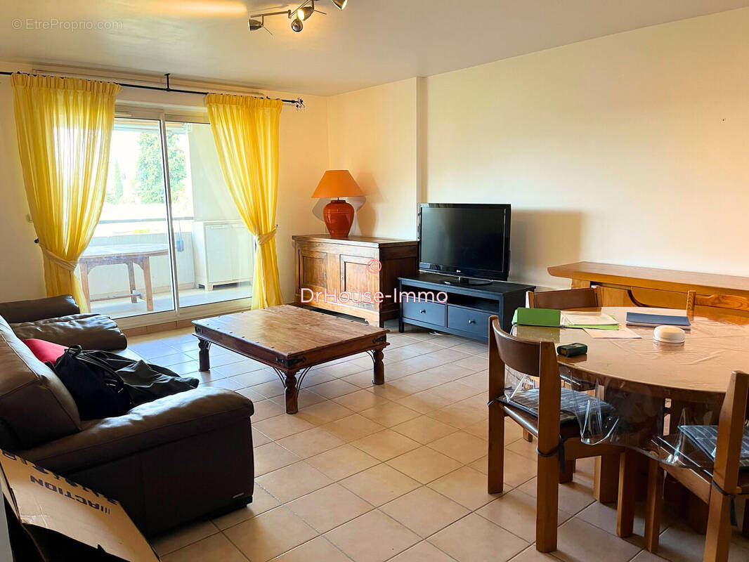 Appartement à MARSEILLE-9E