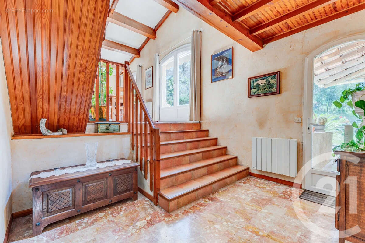 Maison à DRAP