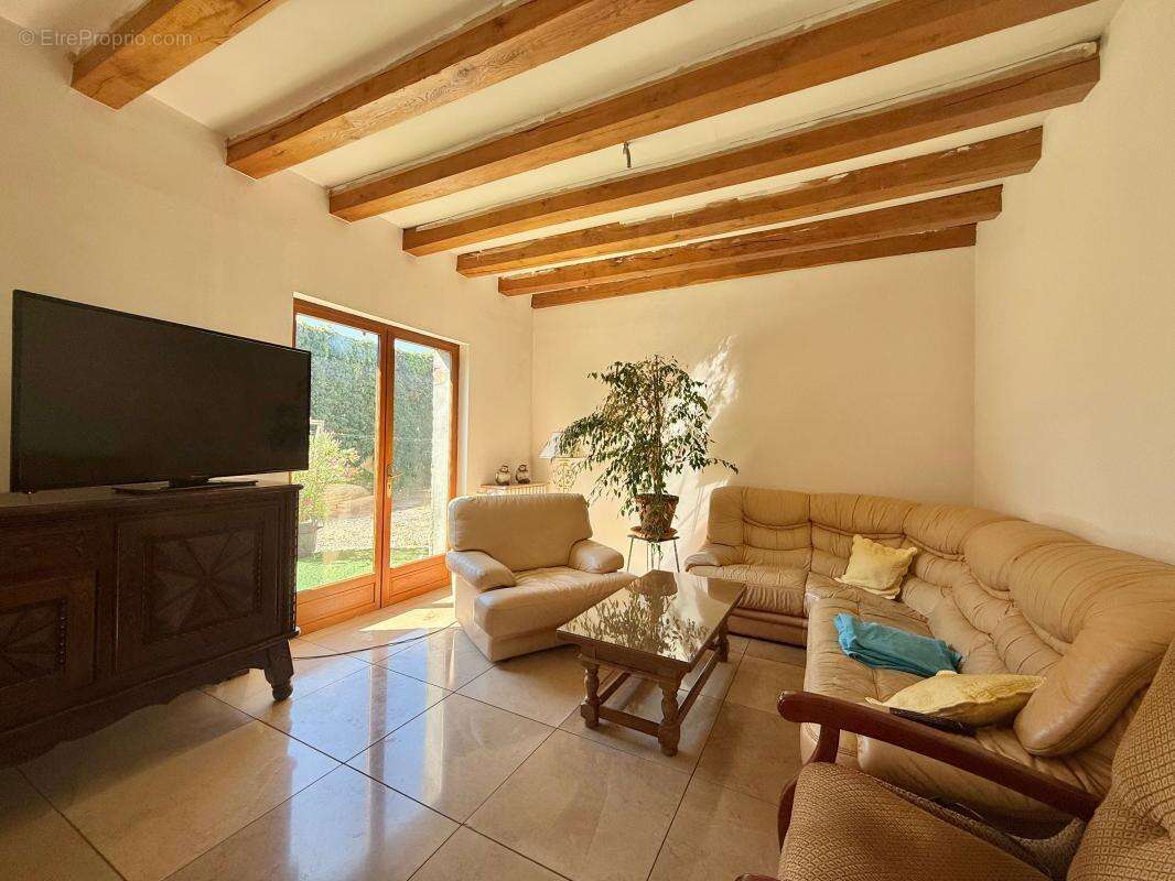 Maison à LONGECOURT-EN-PLAINE