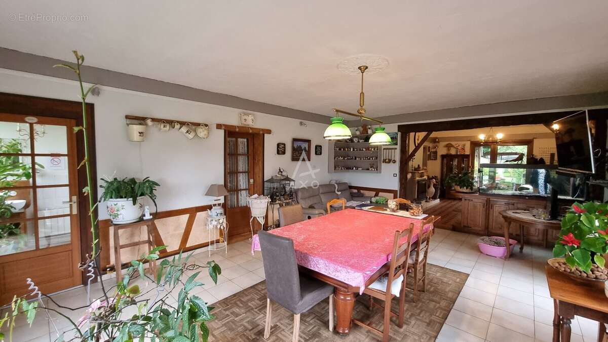 Commerce à THIBERVILLE